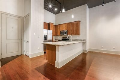 454 - 1201 Canal Street, Condo with 2 bedrooms, 2 bathrooms and null parking in New Orleans LA | Image 3