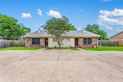 a-b-1205 April Bloom, College Station, TX, 77840 | Card Image