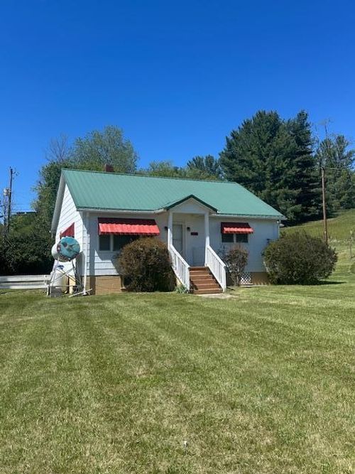 6990 Wilson Hwy, Independence, VA, 24348-4137 | Card Image