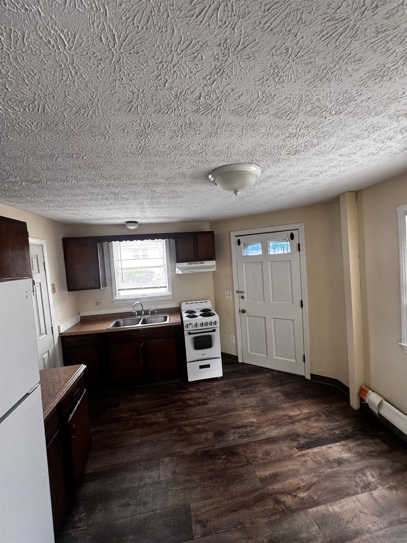 Residential Lease in Manchester 5