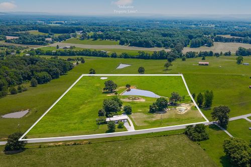 4298 Yager Rd, McMinnville, TN, 37110-6747 | Card Image