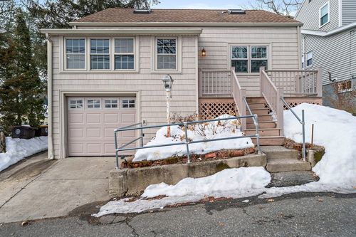 70 Colonial Rd, Weymouth, MA, 02191-1311 | Card Image