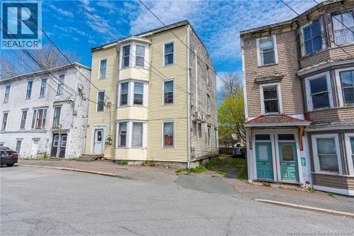 20 Kennedy St, Saint John, NB, E2K1C4 | Card Image