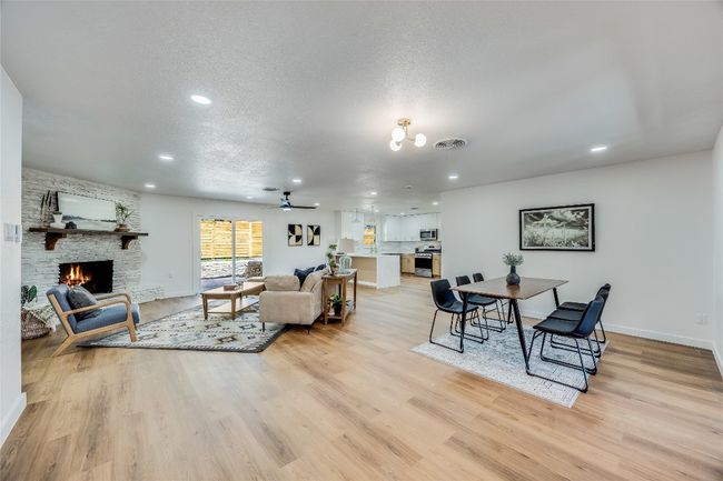 11704 Indianhead Dr, House other with 3 bedrooms, 2 bathrooms and 4 parking in Austin TX | Image 7