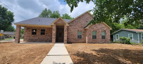 1305 Dewberry St, Wilmer, TX, 75172-1237 | Card Image