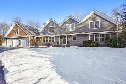 19 Sherwood Rd, Pound Ridge, NY, 10576-2303 | Card Image