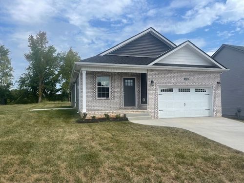 501 Lucky Ln, Clarksville, TN, 37042-1056 | Card Image