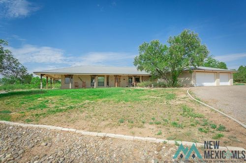 2 Riverview Cir, Roswell, NM, 88201-9197 | Card Image