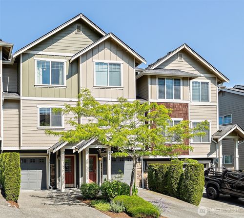 3031 Belmonte Ln, Everett, WA, 98201-1251 | Card Image