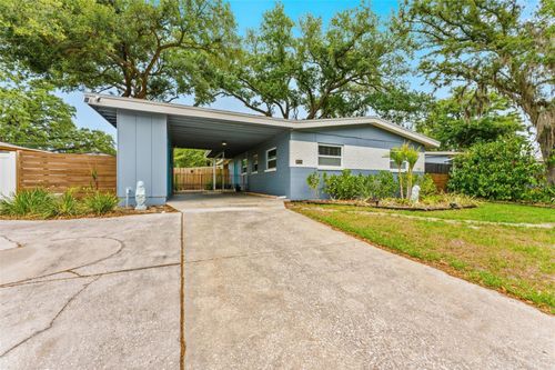 8018 N Ola Ave, Tampa, FL, 33604-3902 | Card Image