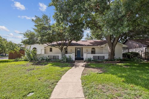 301 Ridgebriar Dr, Richardson, TX, 75080-1920 | Card Image