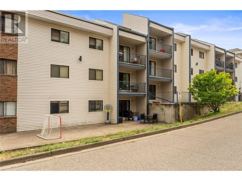 324-3901 32 Ave, Vernon, BC, V1T8M3 | Card Image