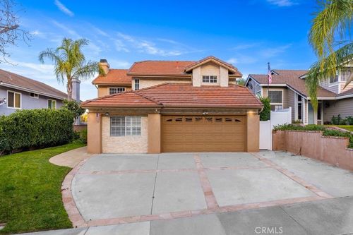 28610 Greenwood Pl, Castaic, CA, 91384-4308 | Card Image