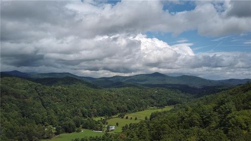 6 Sequoia Hills Ln, Clayton, GA, 30525-5943 | Card Image