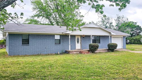 608 Se 10th St, Stigler, OK, 74462-2790 | Card Image