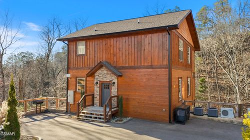 4548 Shangrila Way, Sevierville, TN, 37876 | Card Image