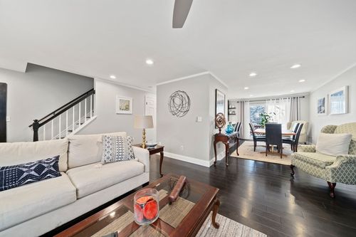 4f-4 Franklin Sq, Randolph, MA, 02368-6001 | Card Image