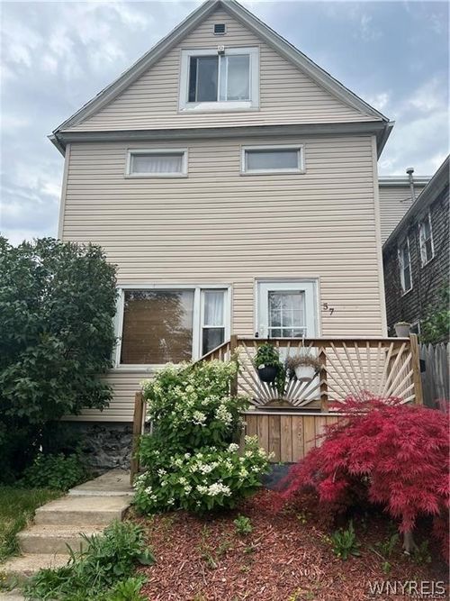 57 Abbottsford Pl, Buffalo, NY, 14213-1222 | Card Image