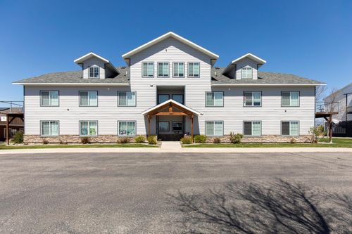 302-129 Village Dr, Belgrade, MT, 59714-9617 | Card Image