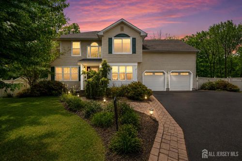 73 Nystrom Trl, Matawan, NJ, 07747-7069 | Card Image