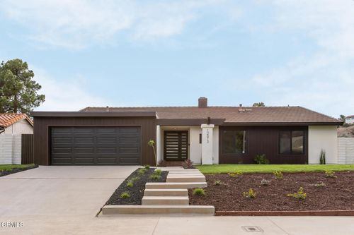 12073 Beaufait Ave, Porter Ranch, CA, 91326-1303 | Card Image