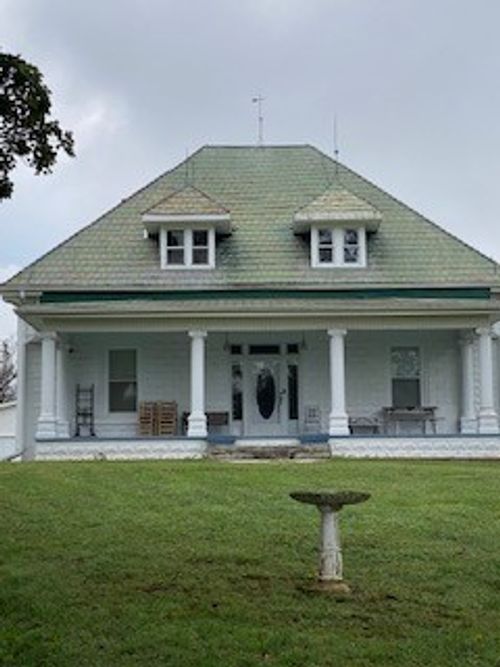 2119 Williamsport Pike, Columbia, TN, 38401-5634 | Card Image