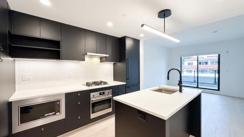 204-1680 E 12th Ave, Vancouver, BC, V5N | Card Image