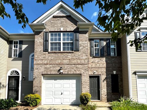 9610 Walkers Glen Dr Nw, Concord, NC, 28027-3548 | Card Image