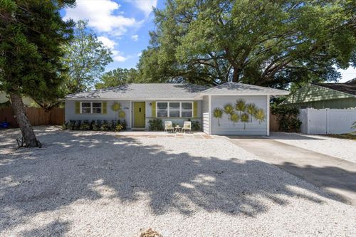 2706 Martin St, SARASOTA, FL, 34237-6304 | Card Image
