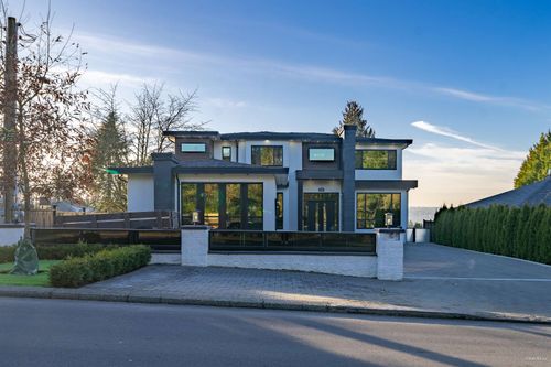 11229 136 St, Surrey, BC, V3R3B8 | Card Image