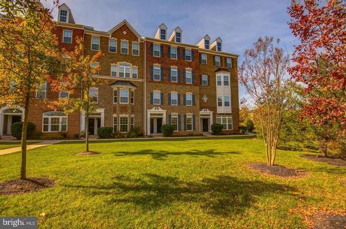 10c-13776 Earhart Cir, HERNDON, VA, 20171-4138 | Card Image
