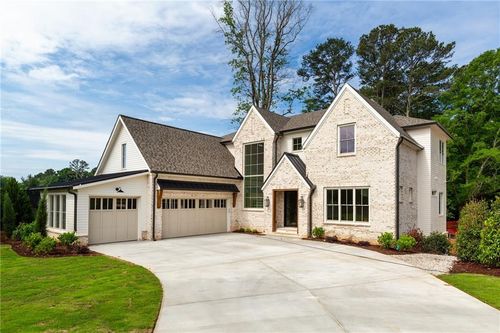 10908 Woodstock Rd, Roswell, GA, 30075-2972 | Card Image