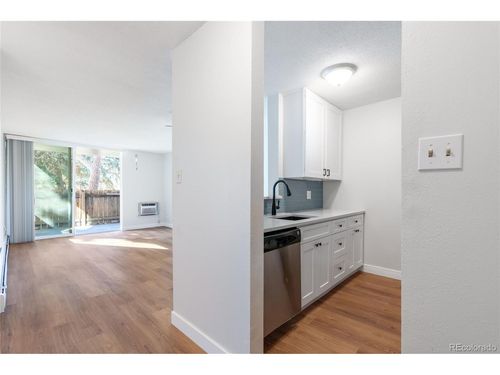 unit-118b-2231 S Vaughn Way, Aurora, CO, 80014-1335 | Card Image