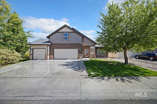 938 Starlight Loop, Twin Falls, ID, 83301-5181 | Card Image