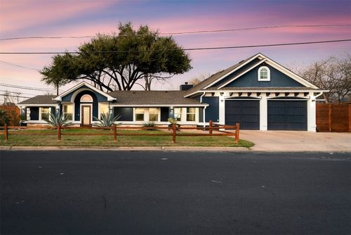2900 Pecan Springs Rd, Austin, TX, 78723-4602 | Card Image