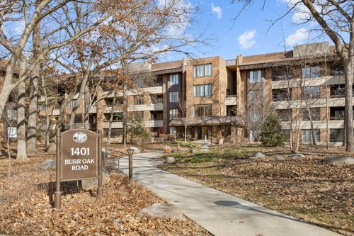117b-1401 Burr Oak Rd, Hinsdale, IL, 60521-2944 | Card Image