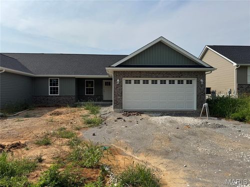 270 Railroad St, Moscow Mills, MO, 63362-1600 | Card Image