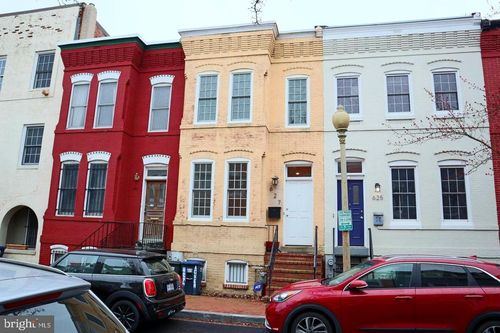627 Acker Pl Ne, WASHINGTON, DC, 20002-5211 | Card Image