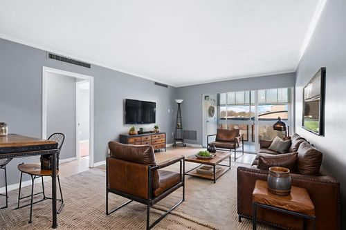 410-2121 Nicholasville Rd, Lexington, KY, 40503 | Card Image