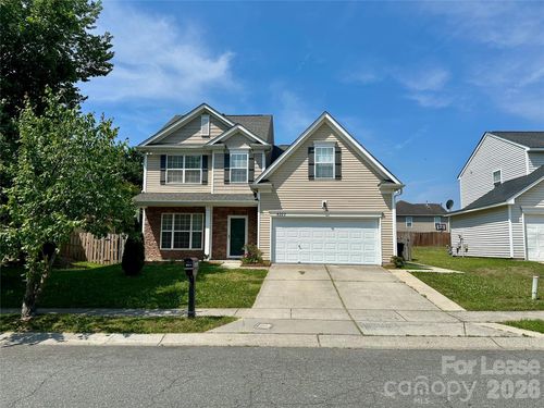 8227 Belmont Stables Dr, Charlotte, NC, 28216-7748 | Card Image