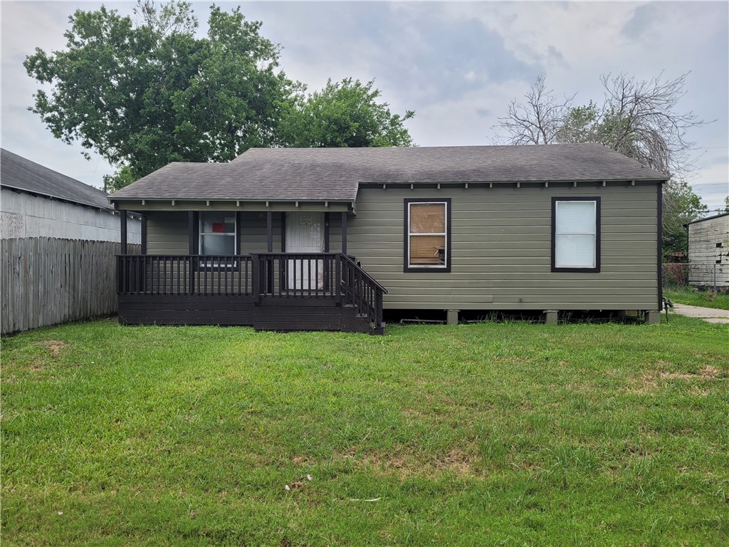 Southland Dr, Corpus Christi, TX 78408