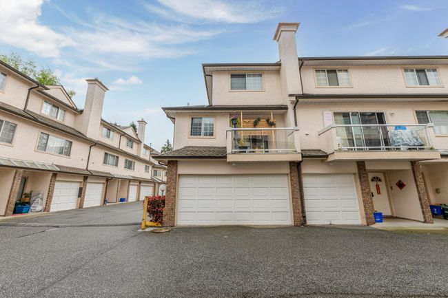 10 - 8700 Bennett Road, Townhouse with 3 bedrooms, 2 bathrooms and 2 parking in Richmond BC | Image 3