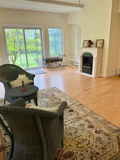 21 Circle Drive Ext, Monroe, NY, 10950-5304 | Card Image