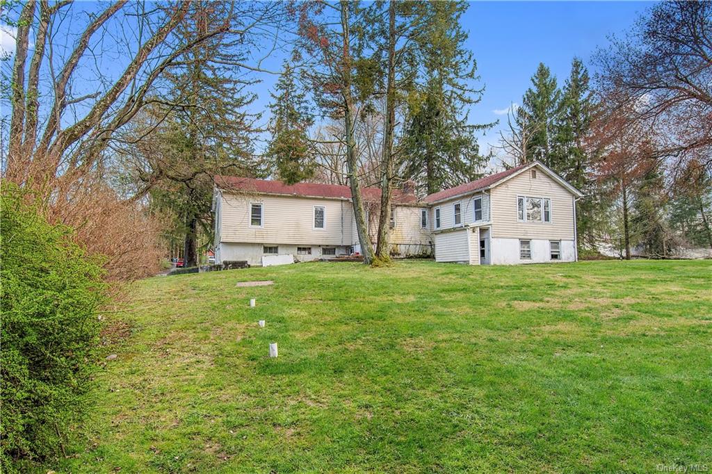 Amazon Rd, Mohegan Lake, NY 10547