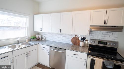 1619 Naudain St, HARRISBURG, PA, 17104-2257 | Card Image