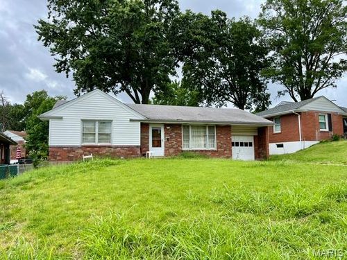 9423 Ardmore Dr, Saint Louis, MO, 63137-1205 | Card Image