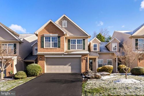 4230 Roth Farm Village Cir, Mechanicsburg, PA, 17050-3610 | Card Image