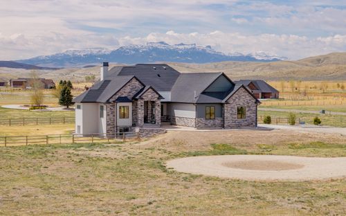 44 Sugar Bars Dr, Cody, WY, 82414-8604 | Card Image