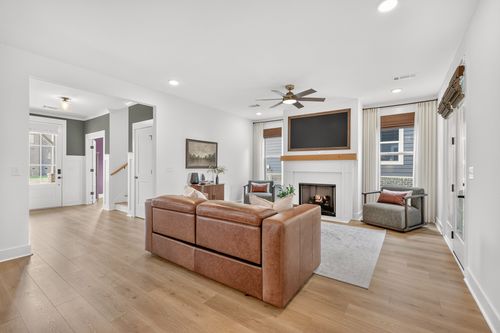 448 Doversley Ct, Hendersonville, TN, 37075-3286 | Card Image
