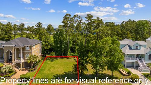 1002 Club House Dr, North Myrtle Beach, SC, 29582-2573 | Card Image